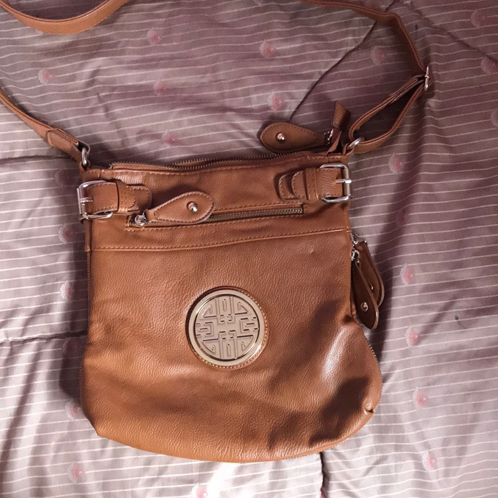 Cross body purse